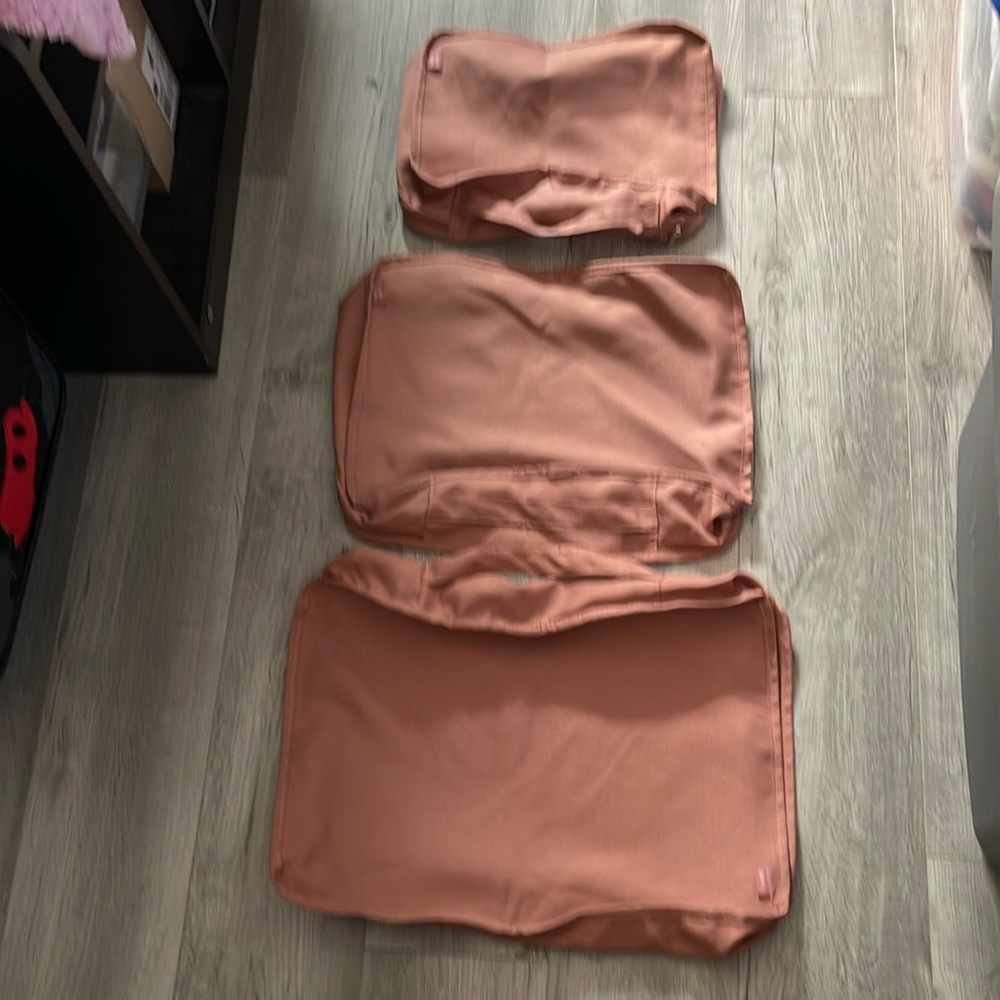 Hanky Panky packing cubes new